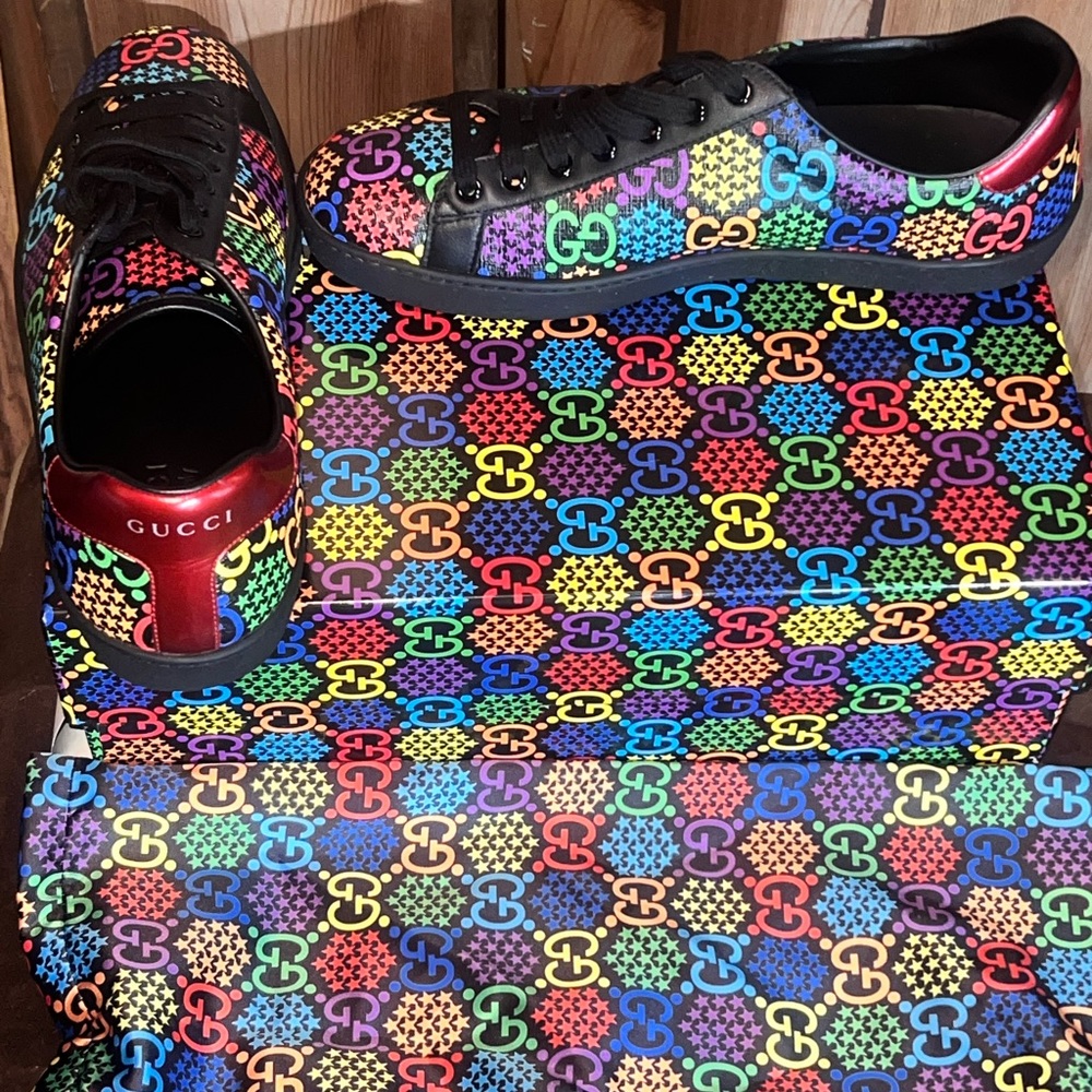 Psychedelic ACE Black Multi (ONE OWNER)